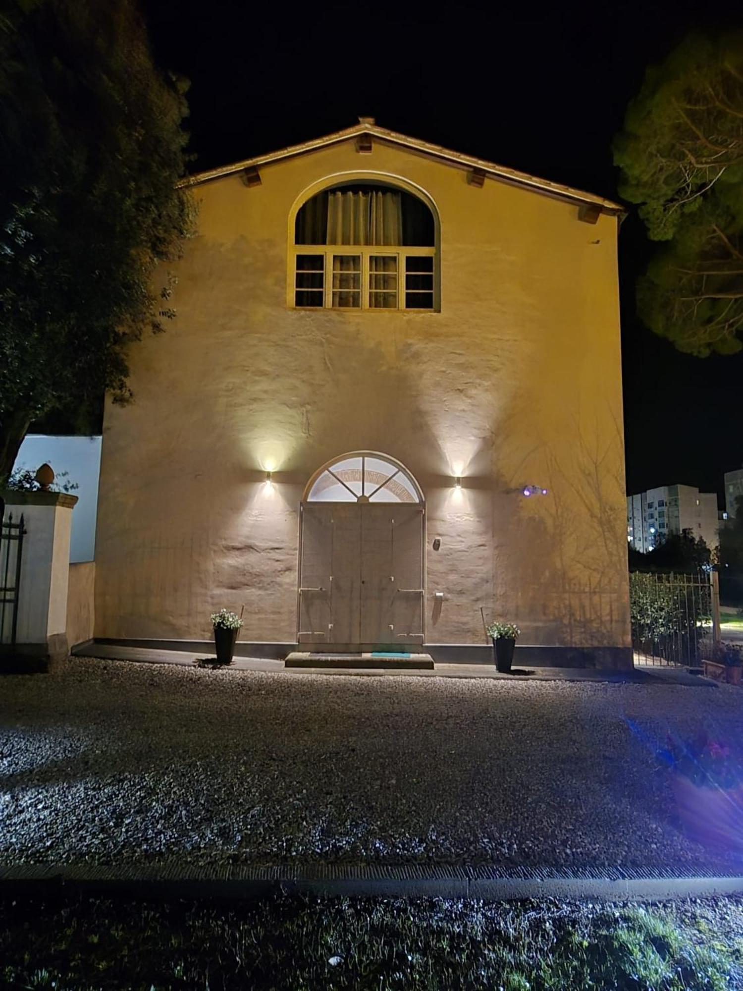 La Villa Apartments Tinaia - Excellent For Sardegna & Corsica - 6-8 Beds - Private Parking Included With Camera リヴォルノ エクステリア 写真